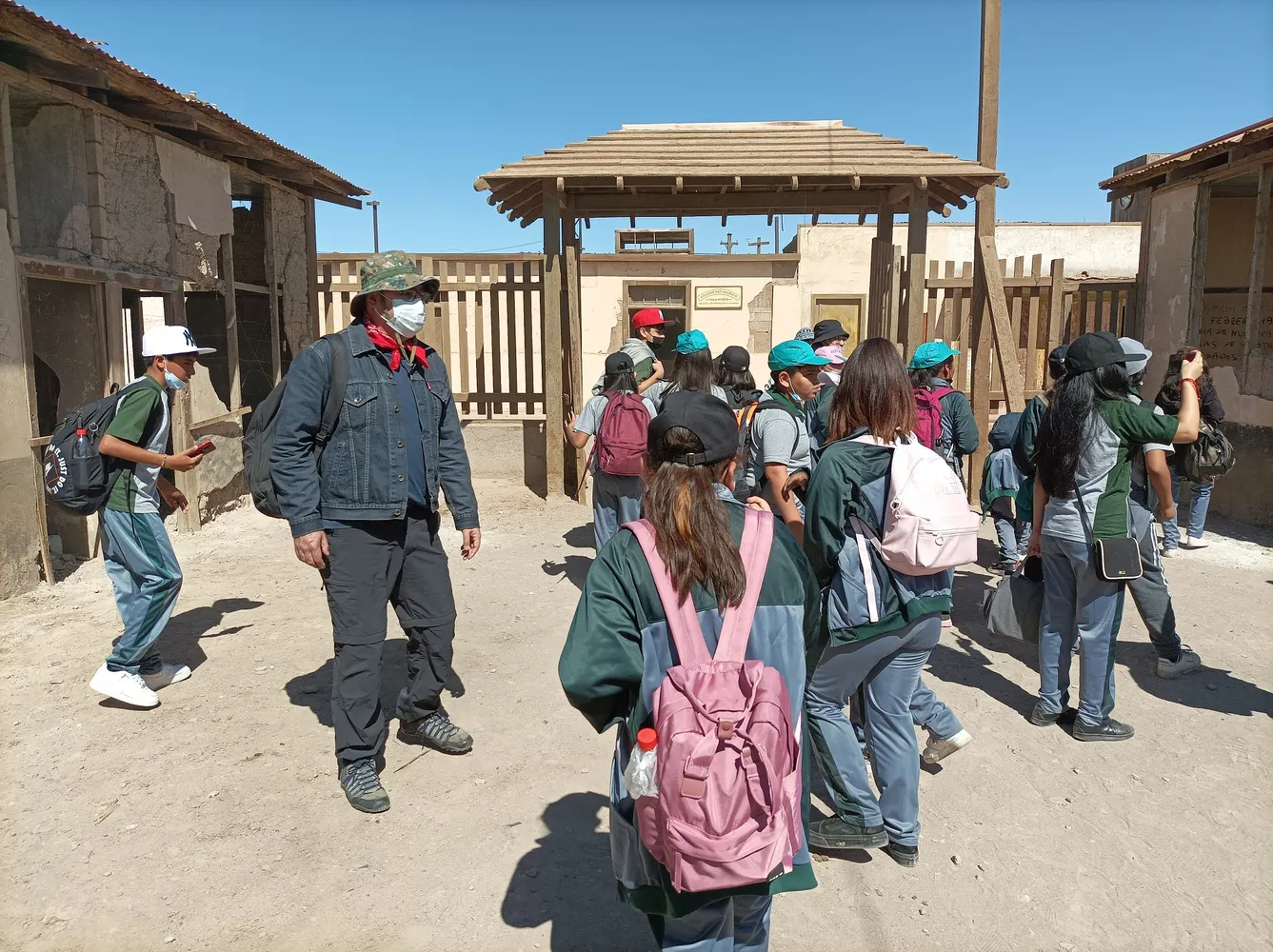 Clase en terreno a escolares (1)