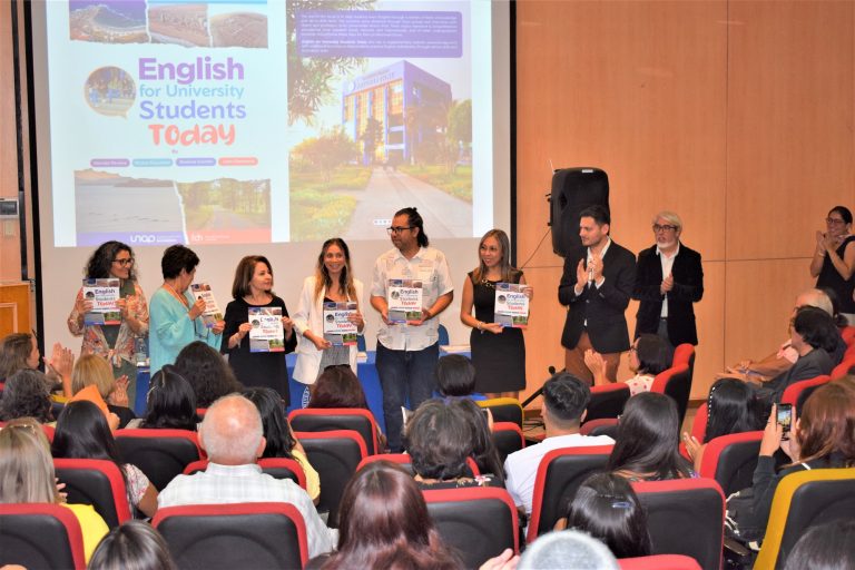 Libro inglés impreso y digital