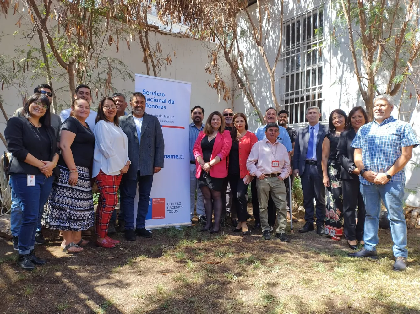 Director con funcionarios