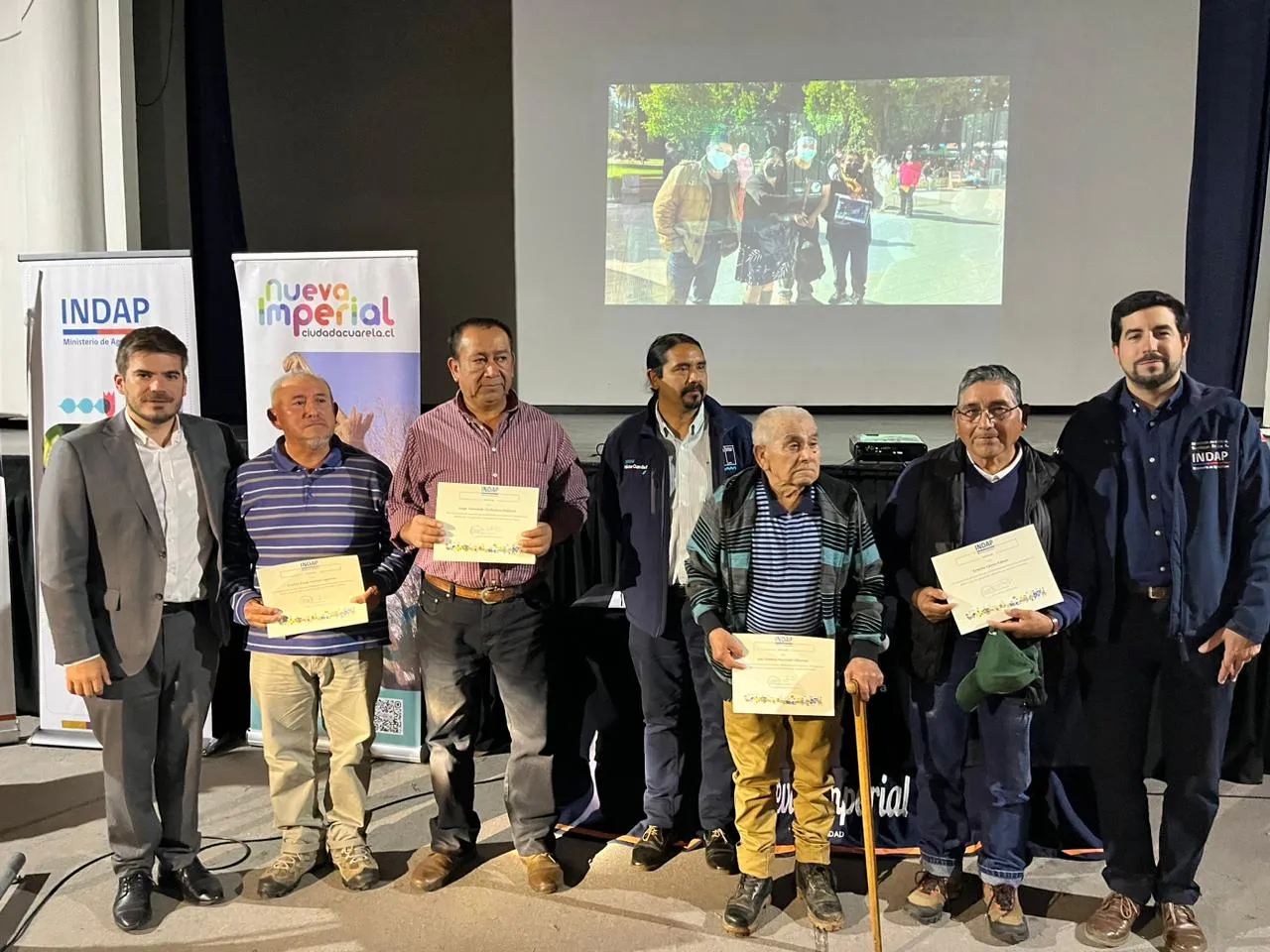 Indap entrega primeros bonos a incendios forestales 1
