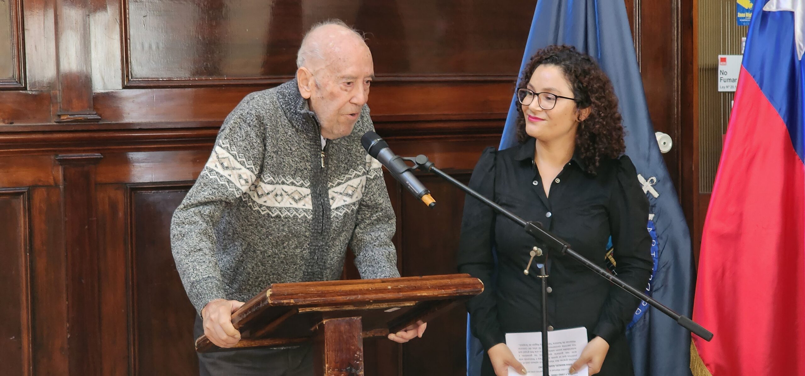 Don Manuel participó con una obra que dejó inconclusa su esposa Iris di Caro, hija ilustre de Iquique y quien falleció en 2020