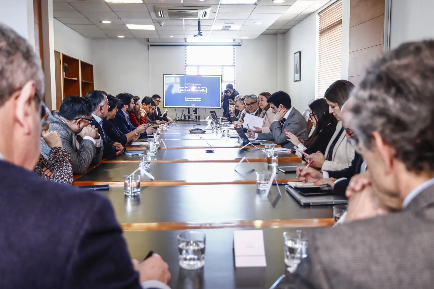 Reunión con partidos político por pacto fiscal (5 de 17)
