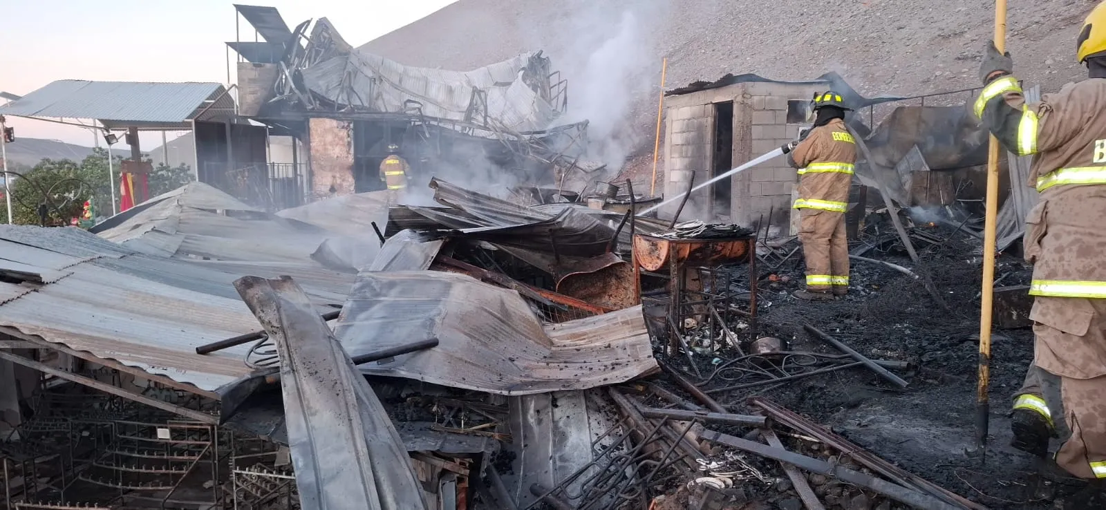 Incendio En Tarapacá (1)