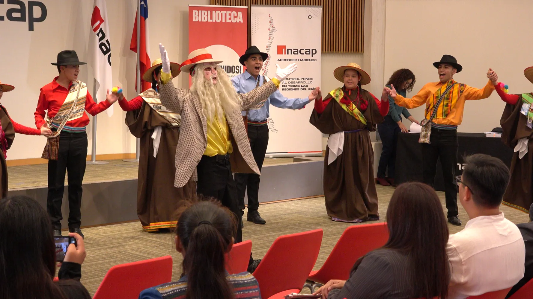 Durante La Premiación Se Presentó El Conjunto Folclórico Brisas De Chile Con Bailes Típicos De La Zona Norte