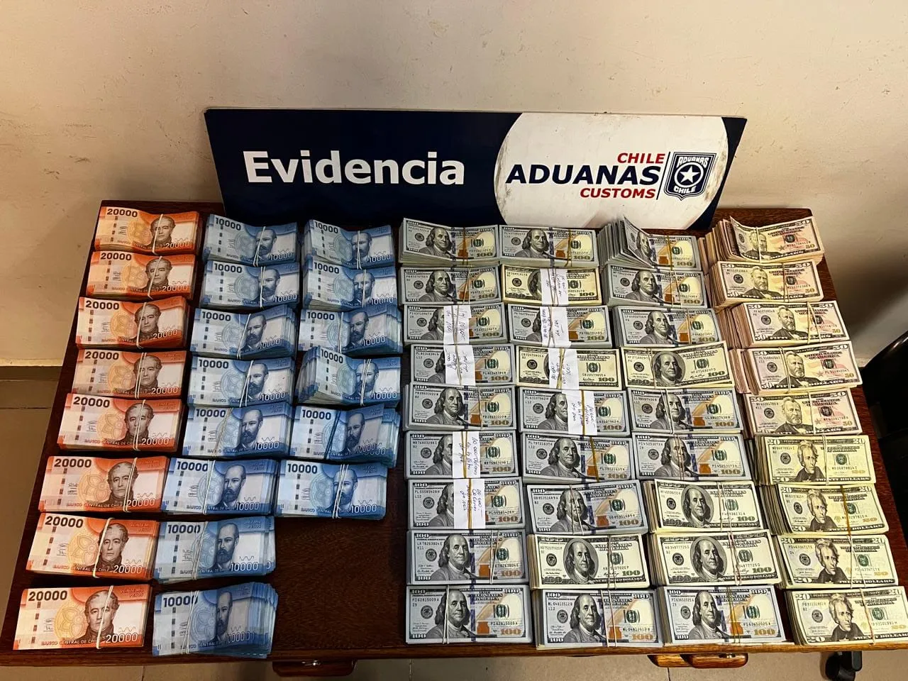 Aduana arica contrabando dinero (2)