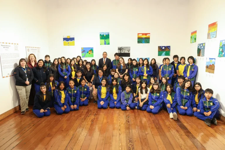 ExposiciÓn gabriela mistral sala de arte casa collahuasi (2)