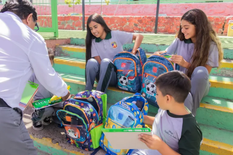Entrega kits escolares (5)