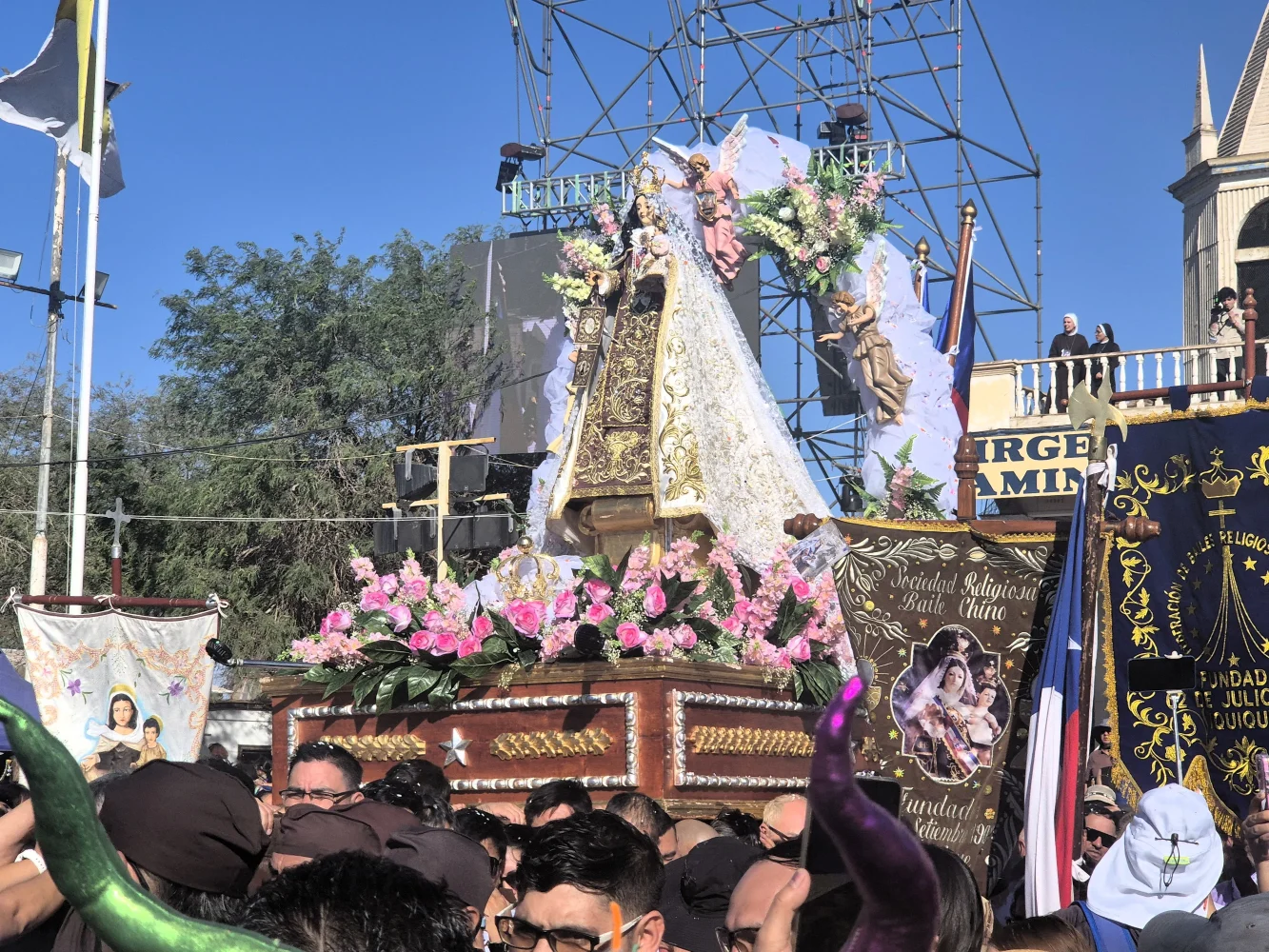 Nueva corona virgen (5)