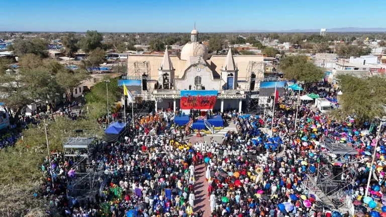 Alto Hospicio presente en el centenario de la coronación de la Virgen del Carmen en la Tirana - CEI Noticias