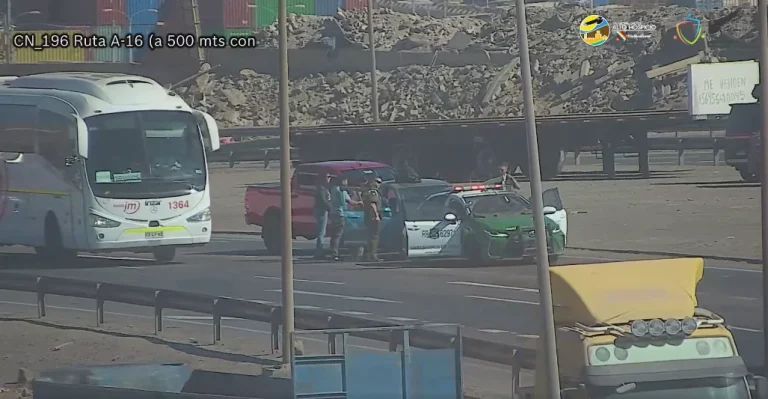 Cámaras de televigilancia permitieron detener a pareja tras robo al interior de un vehículo - CEI Noticias