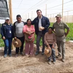 Director visitó a agricultores de huara 02